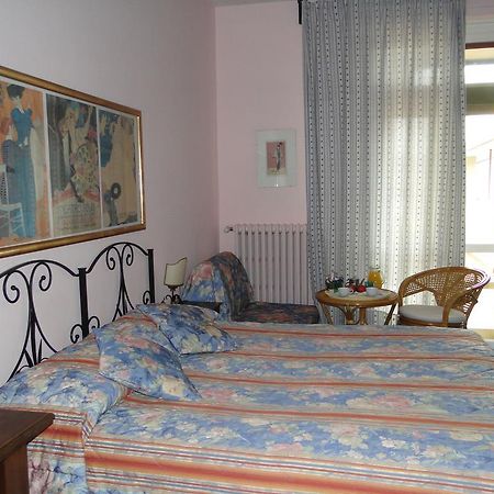 Residenza Giulia Ξενοδοχείο Φλωρεντία Εξωτερικό φωτογραφία