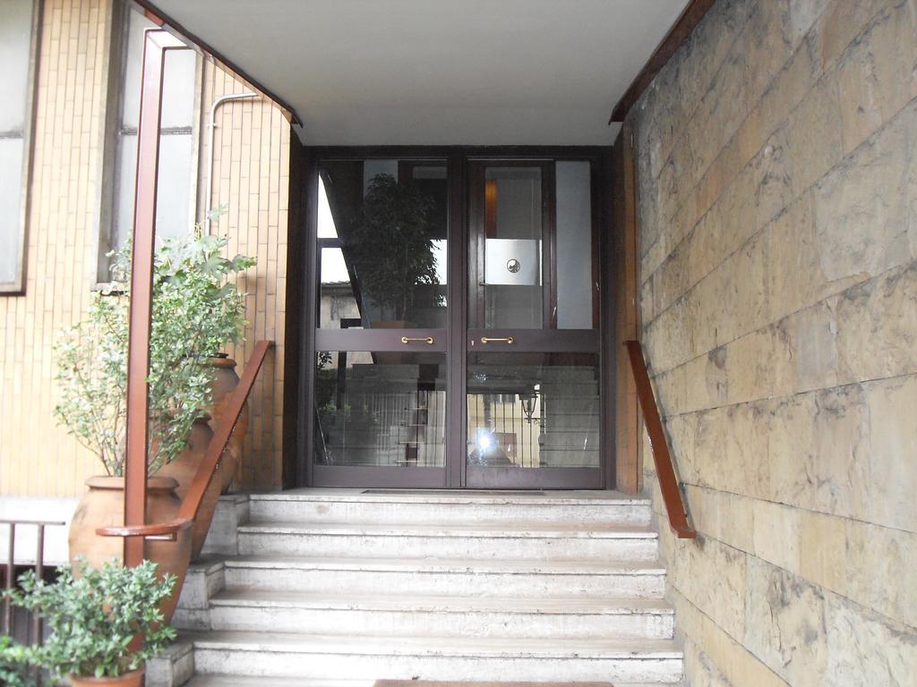 Residenza Giulia Ξενοδοχείο Φλωρεντία Εξωτερικό φωτογραφία
